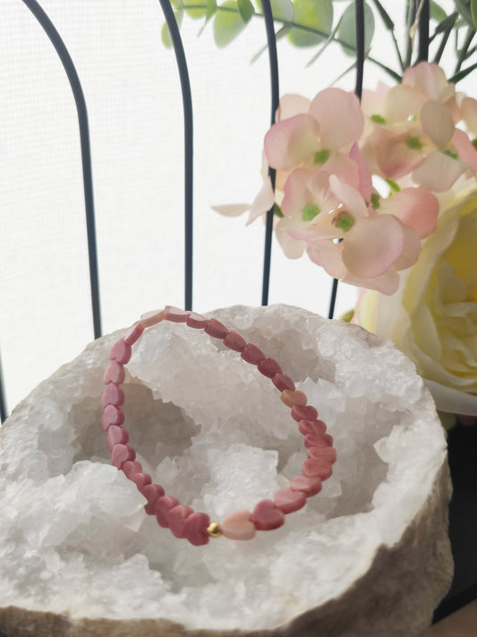Elastisches Armband Rhodonit Herzen