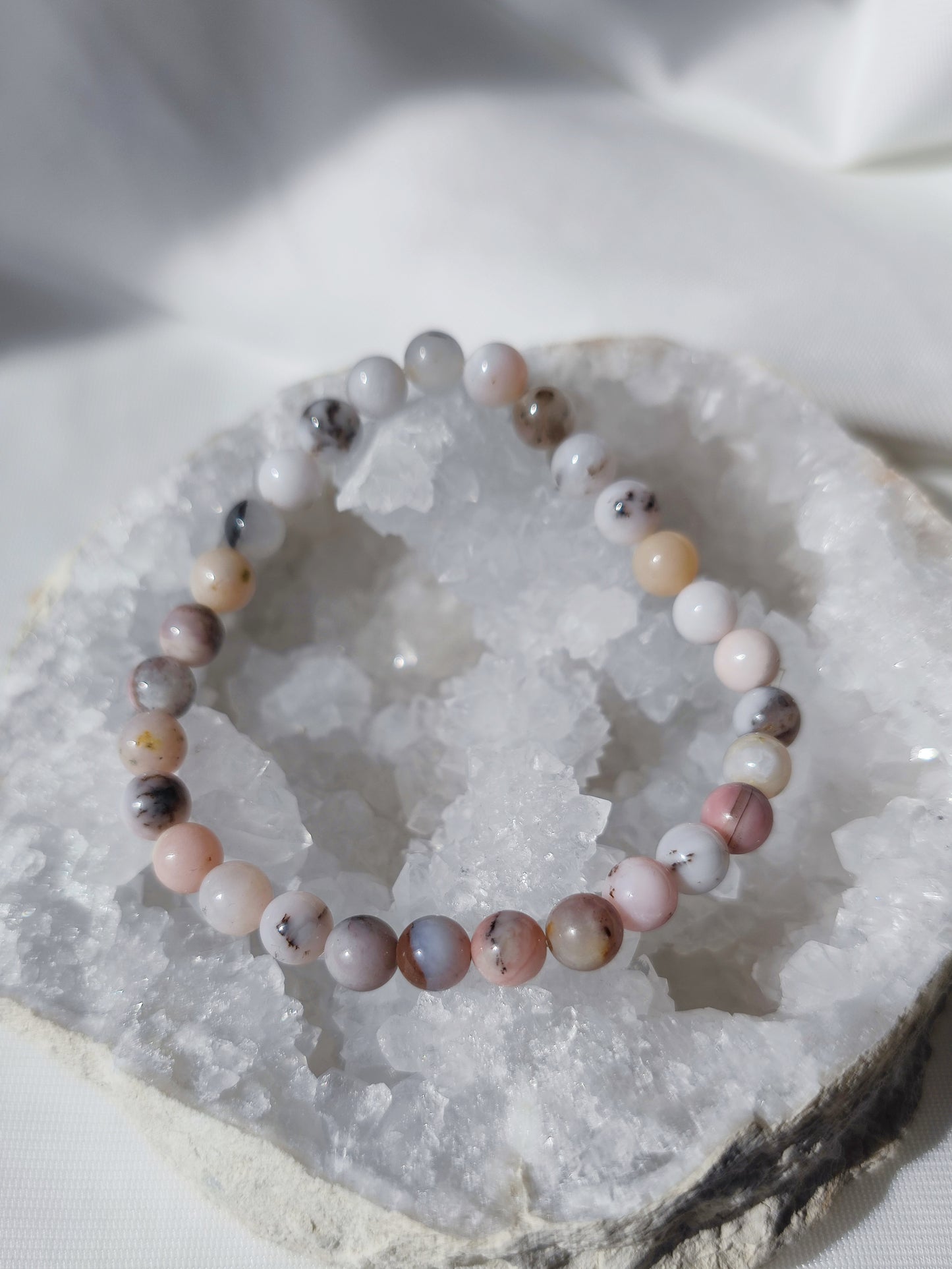 Elastisches Armband Pink Opal, 6mm